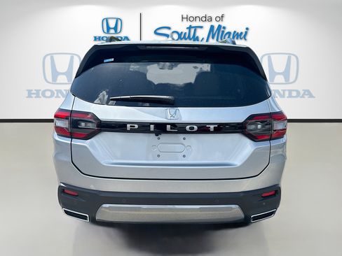 New 2026 Honda Pilot EX-L image 6