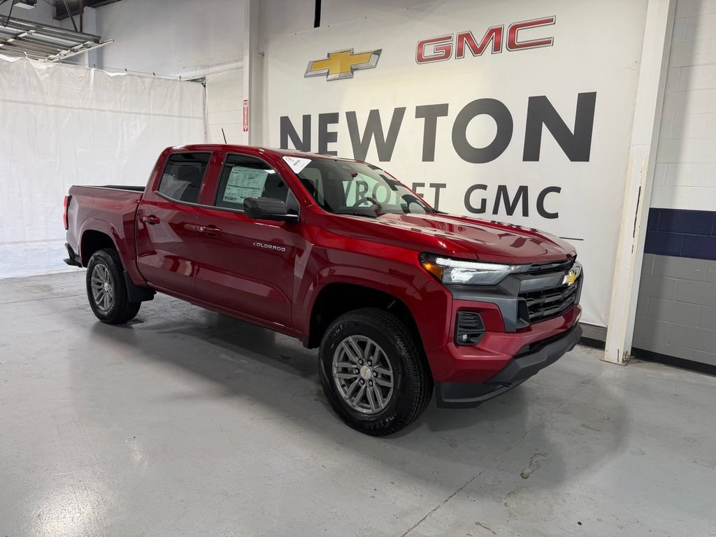 New 2026 Chevrolet Colorado LT w/ LT Convenience Package AWD/4WD image 2