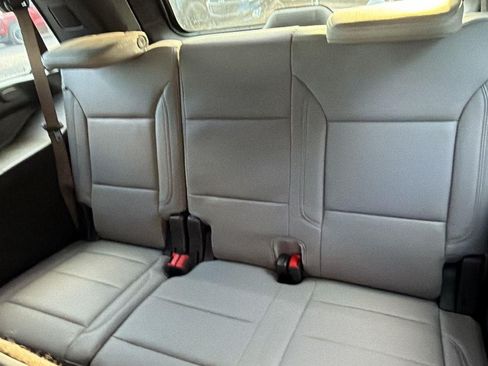 Used 2025 Chevrolet Tahoe LT w/ Comfort Package RWD image 24