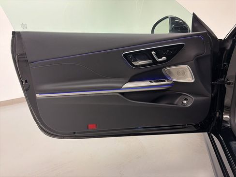 Certified 2026 Mercedes-Benz CLE 300 4MATIC Coupe image 15