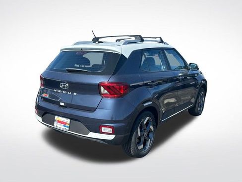New 2026 Hyundai Venue SEL FWD image 6
