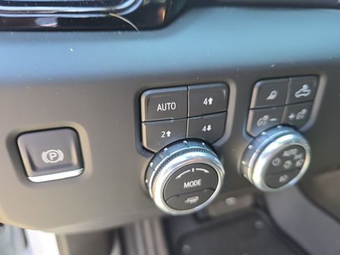 Used 2026 GMC Sierra 1500 AT4 w/ AT4 Premium Package AWD/4WD image 13