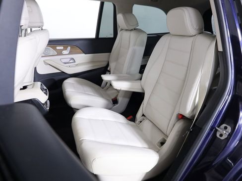 Certified 2022 Mercedes-Benz GLS 450 4MATIC image 57