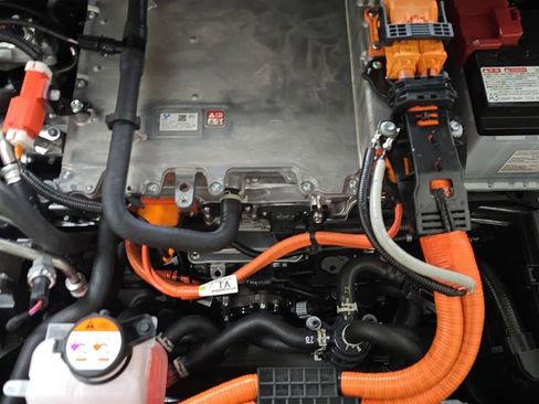 Certified 2026 Lexus RZ 450e AWD image 31