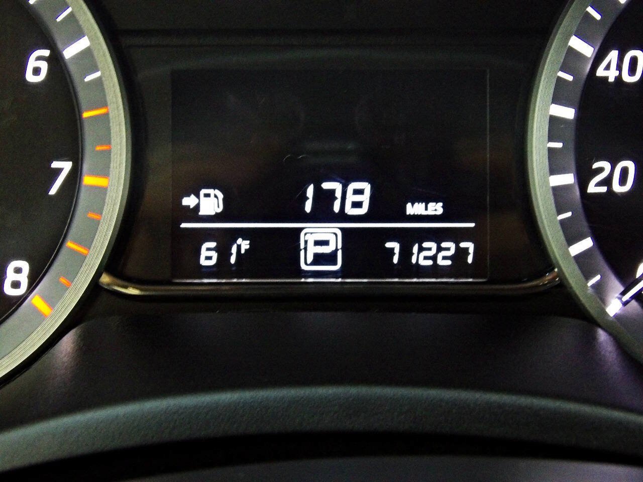 Used 2013 Nissan Sentra SV FWD image 14
