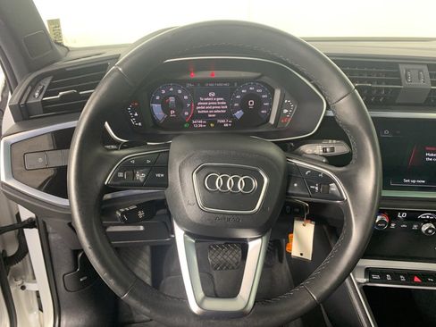 Used 2022 Audi Q3 2.0T Premium image 22