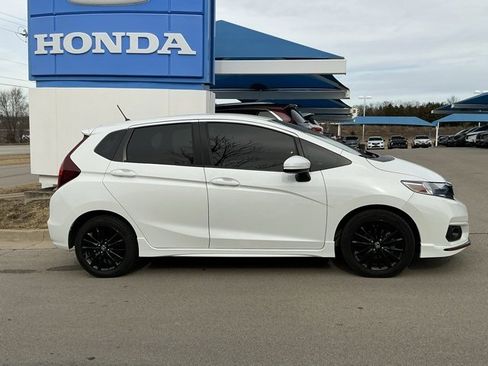 Used 2018 Honda Fit Sport image 2