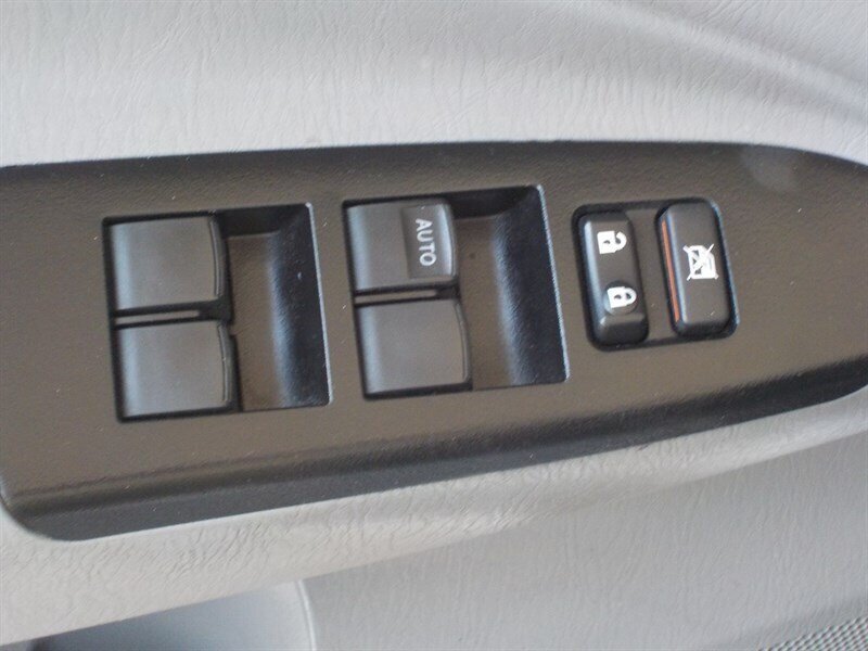 Used 2014 Toyota Tacoma PreRunner w/ TRD Off-Road Package RWD image 26