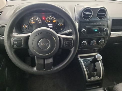 Used 2015 Jeep Compass Sport w/ Power Value Group image 22