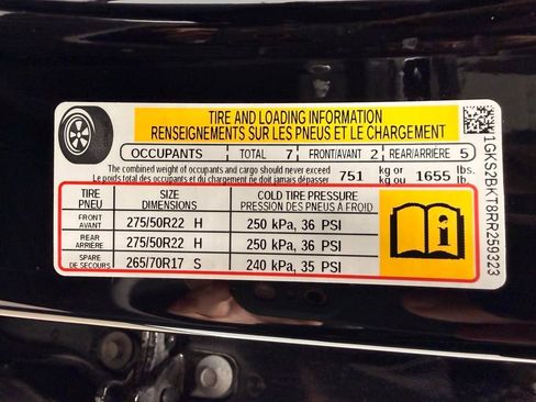 Used 2024 GMC Yukon SLT w/ SLT Premium Package AWD/4WD image 54