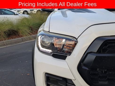 Used 2019 Toyota Tacoma TRD Pro AWD/4WD image 11