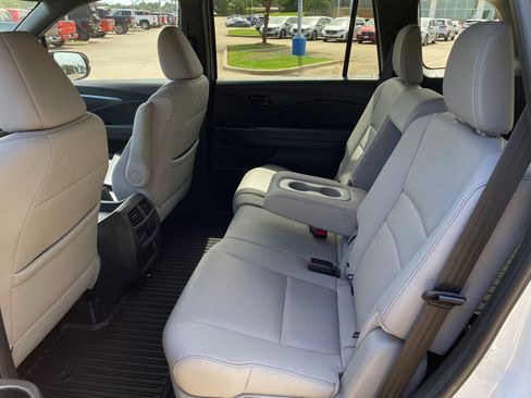 Used 2023 Honda Passport EX-L image 30