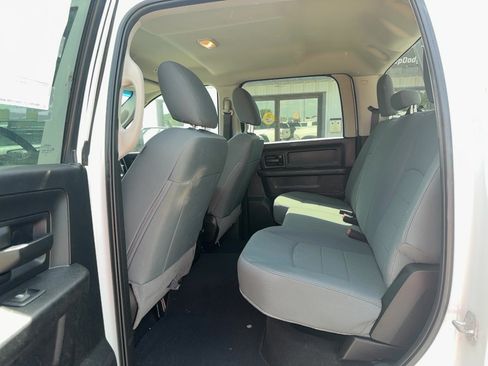 Used 2018 RAM 2500 Tradesman w/ Chrome Appearance Group AWD/4WD image 19