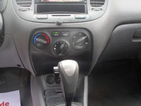 Used 2009 Kia Rio LX FWD image 10