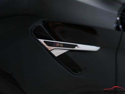 Used 2018 BMW M5 AWD image 8