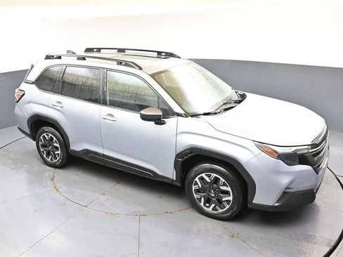 Used 2025 Subaru Forester Premium AWD/4WD image 51