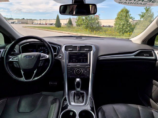 Used 2013 Ford Fusion Titanium w/ Titanium Driver Assist Pkg FWD image 32