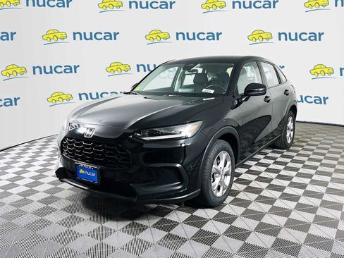 Used 2023 Honda HR-V LX image 3