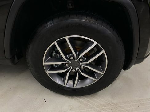 Used 2021 Jeep Grand Cherokee Limited AWD/4WD image 16