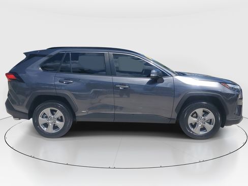 Certified 2025 Toyota RAV4 XLE AWD/4WD image 2