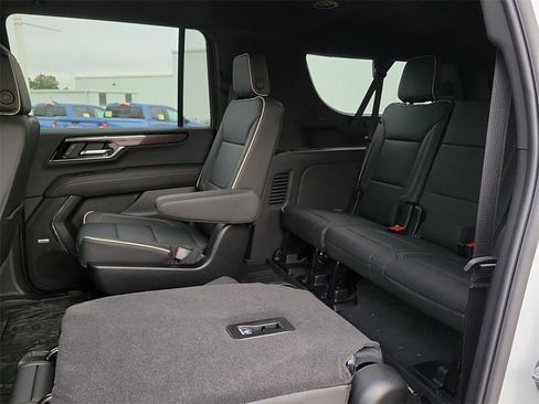 New 2026 GMC Yukon XL Elevation w/ LPO, Floor Liner Package image 16