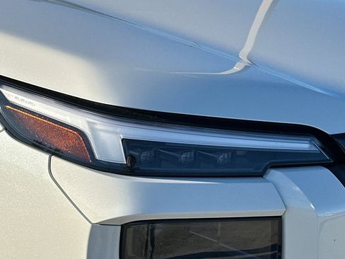 New 2026 Subaru Outback Touring XT image 34