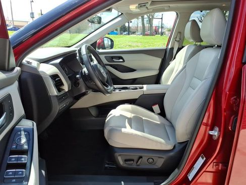 Used 2022 Nissan Rogue SL w/ SL Premium Package image 13