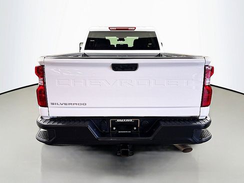 Used 2025 Chevrolet Silverado 2500 W/T image 6