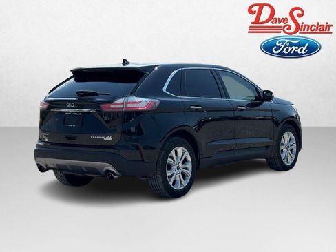 Used 2020 Ford Edge Titanium w/ Equipment Group 301A FWD image 7