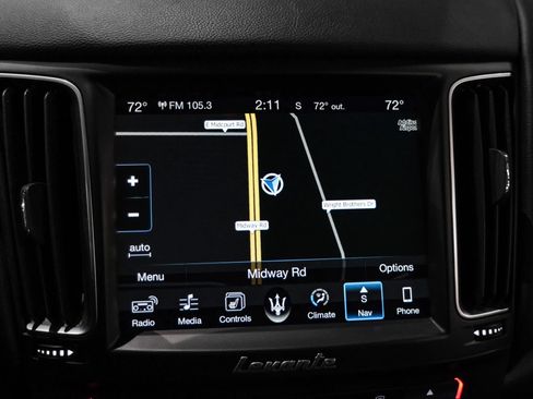 Used 2017 Maserati Levante AWD/4WD image 19