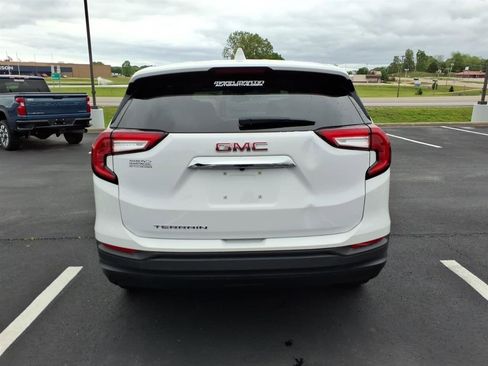 Used 2022 GMC Terrain SLE FWD image 4