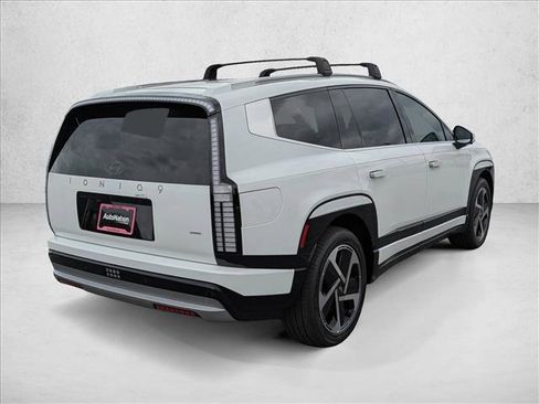 New 2026 Hyundai Ioniq 9 Limited image 5