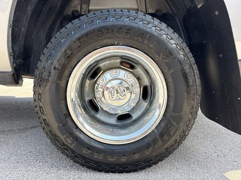 Used 2024 RAM 3500 Big Horn AWD/4WD image 48
