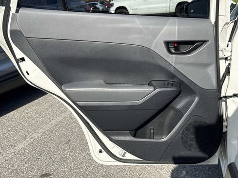 Certified 2025 Subaru Crosstrek 2.0i Premium AWD/4WD image 11