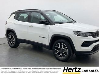 Used 2025 Jeep Compass Trailhawk video 1