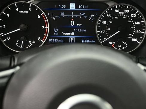 Used 2020 Nissan Altima 2.0 Platinum FWD image 13
