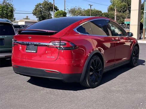 Used 2021 Tesla Model X Performance image 12