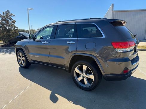 Used 2015 Jeep Grand Cherokee Overland image 3