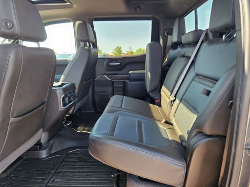Certified 2019 GMC Sierra 1500 Denali w/ Denali Ultimate Package AWD/4WD image 24