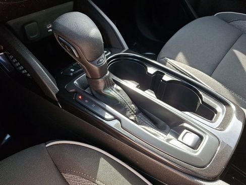 Used 2023 Chevrolet TrailBlazer LT w/ Convenience Package image 14