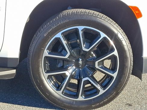 Used 2023 Chevrolet Tahoe RST w/ Sport Performance Package image 8