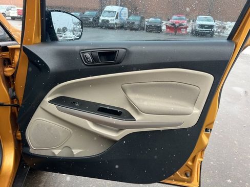 Used 2021 Ford EcoSport S image 10