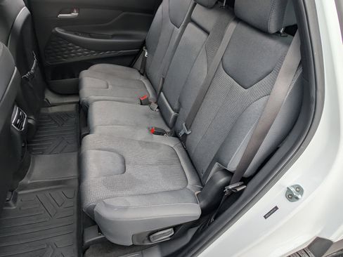 Used 2022 Hyundai Santa Fe SEL w/ Convenience Package image 17