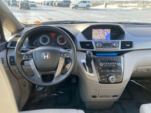 Used 2011 Honda Odyssey Touring image 17