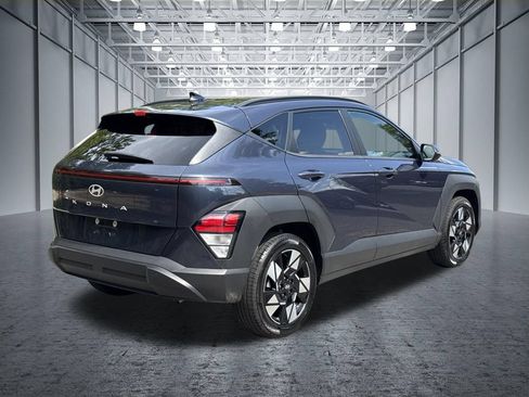 Used 2025 Hyundai Kona SEL FWD image 9