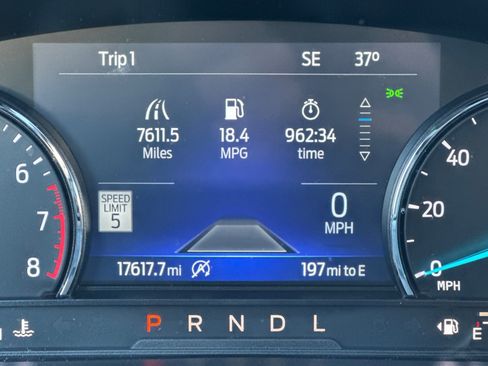 Used 2023 Ford Explorer XLT w/ Equipment Group 202A image 27