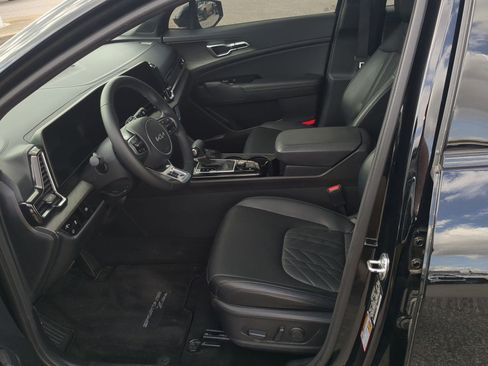 Used 2024 Kia Sportage X-Line w/ X-Line Premium Package image 11