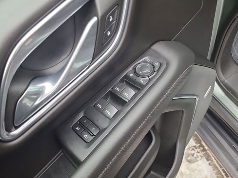 Used 2023 GMC Yukon SLT image 21