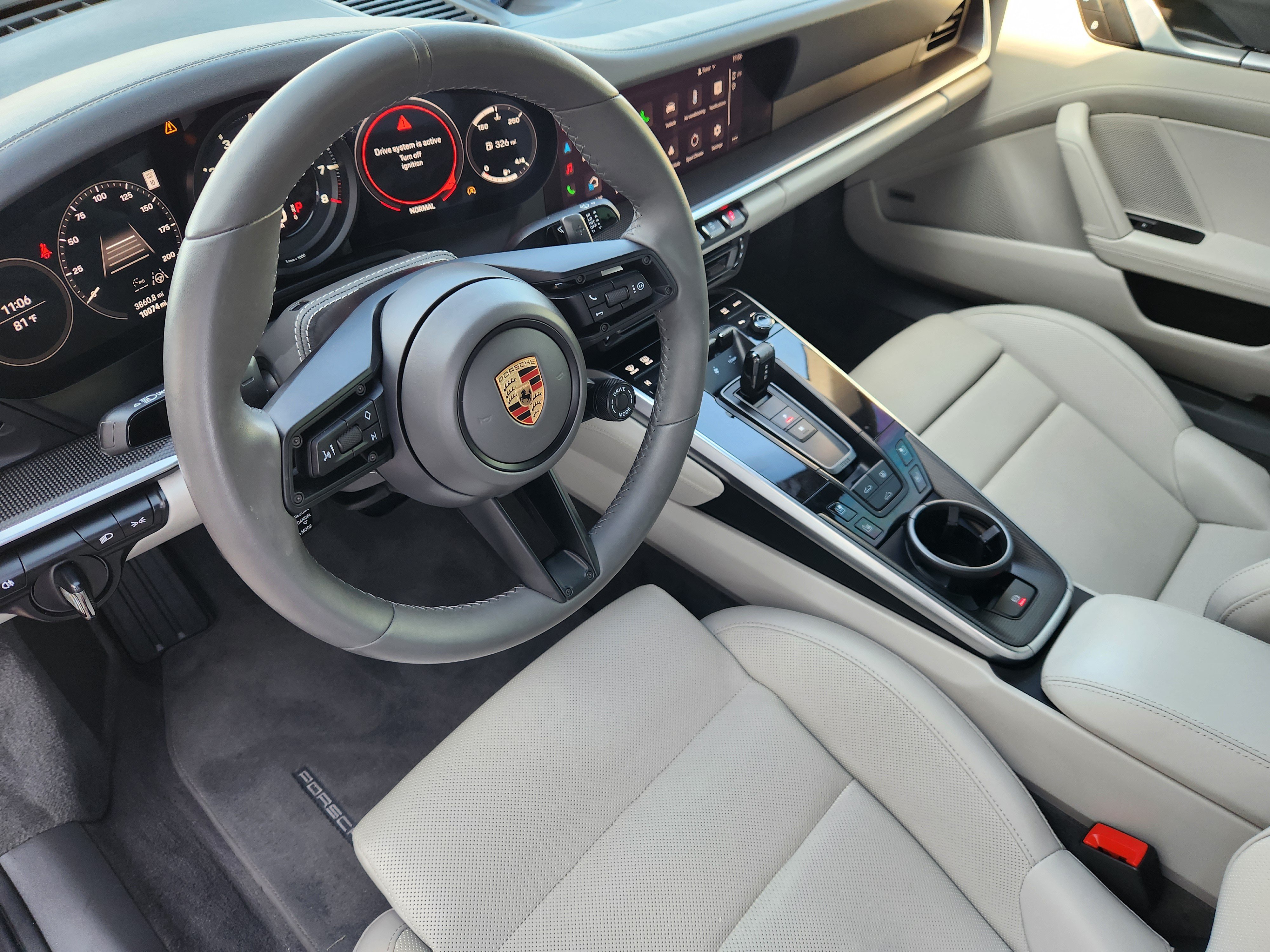 Certified 2024 Porsche 911 Carrera RWD image 4
