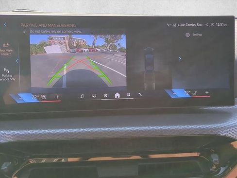 Used 2026 BMW 330i Sedan w/ Premium Package image 14